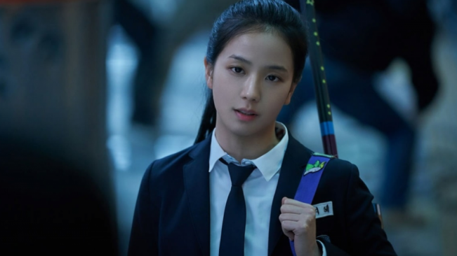 Jisoo Dikecam Soal Akting, Sutradara Justru Sebut Ia Dipilih Karena Terkenal