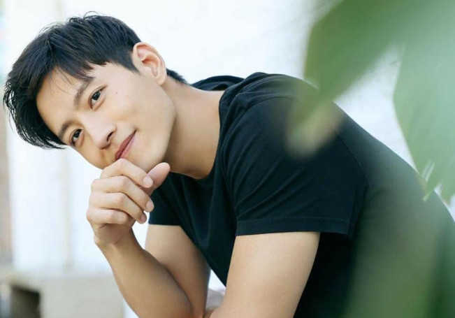 Profil Johnny Zhang, Pasangan Baru Bao Shang En di Drachin To Get Master