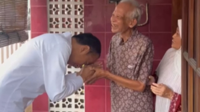 Politikus PDIP Sebut Ijazah Jokowi Buatan Pasar Pramuka
