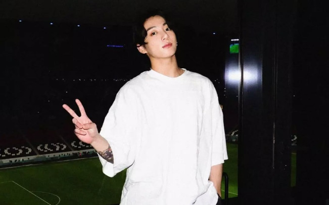 Jungkook BTS (Instagram)