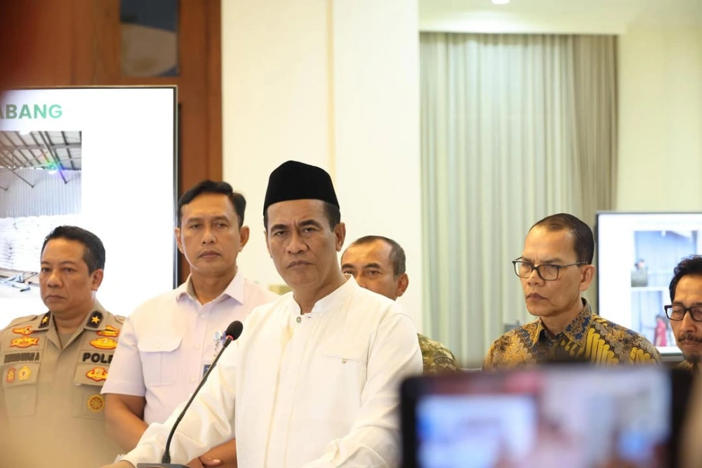 Kanal Lapor Pak Amran 082311109390 Makan Korban, Pegawai Pungli Rp600 Juta Dipecat