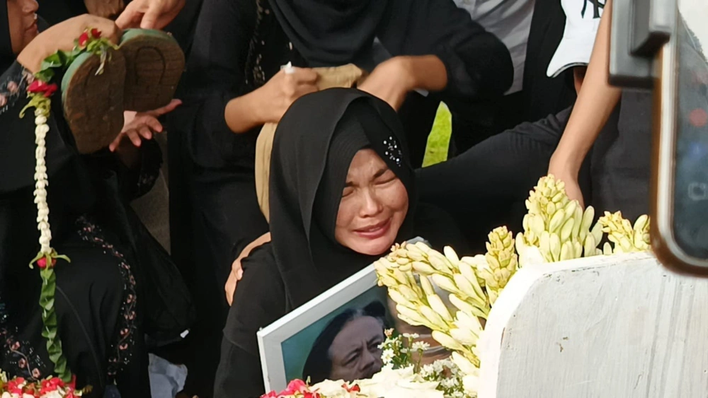 Karina Ranau Ungkap Momen Terakhir Epy Kusnandar Sebelum Meninggal Dunia