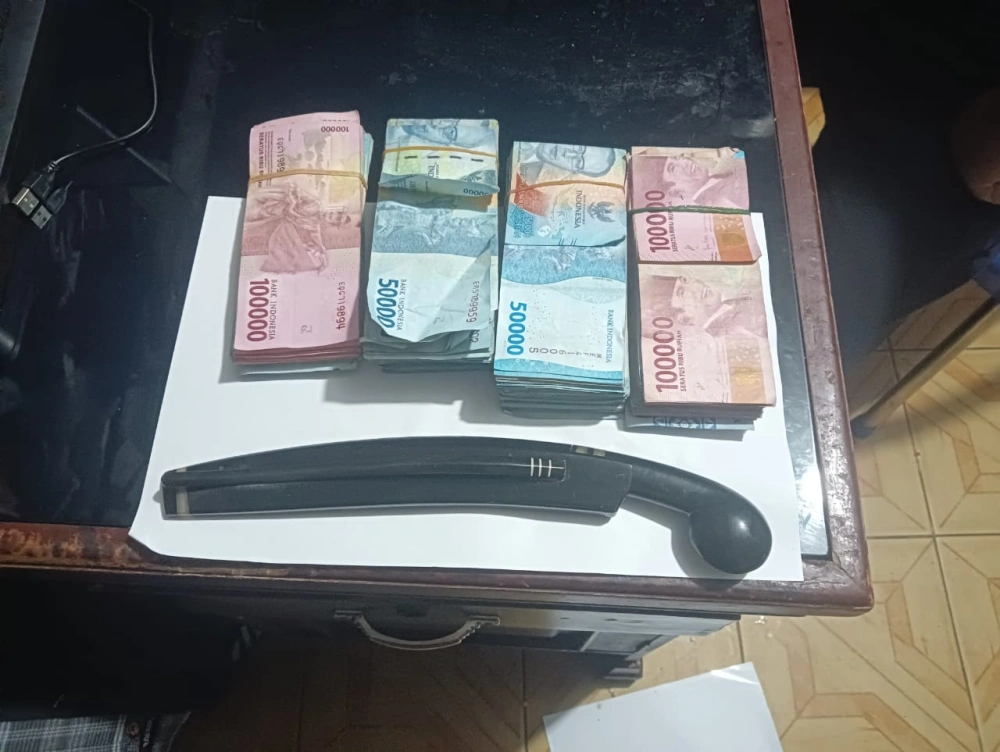 Kasir Do Sawit Diserang Senjata Tajam