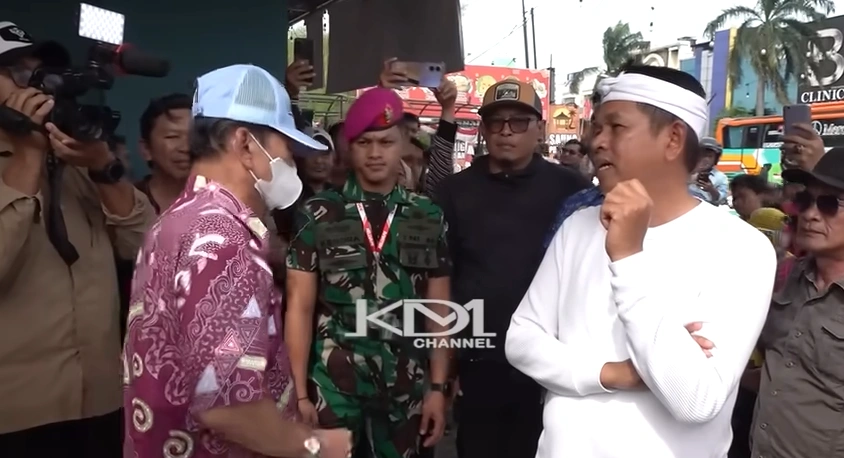 KDM diprotes penyewa [Youtube]