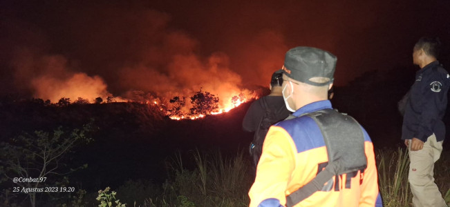 Angin Sulitkan Pemadaman Kebakaran TN Gunung Ciremai