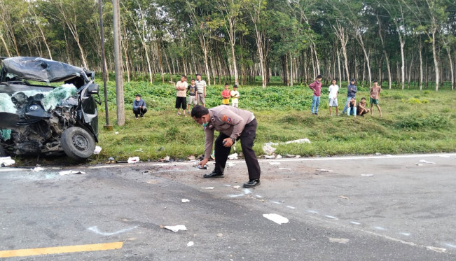 Breaking News! Kecelakaan Maut di Tol Solo-Ngawi: 6 Orang Wafat