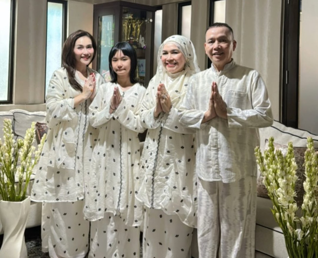 Keluarga Ayu Ting Ting. (Instagram)