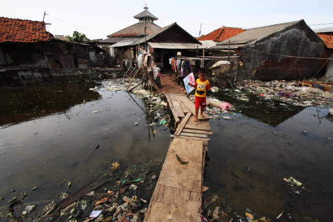 Banjir Kritik Program Makan Siang Gratis