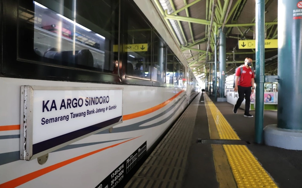 Kereta Api tiba di Stasiun Gambir, Jakarta Pusat. [Dok. KAI]