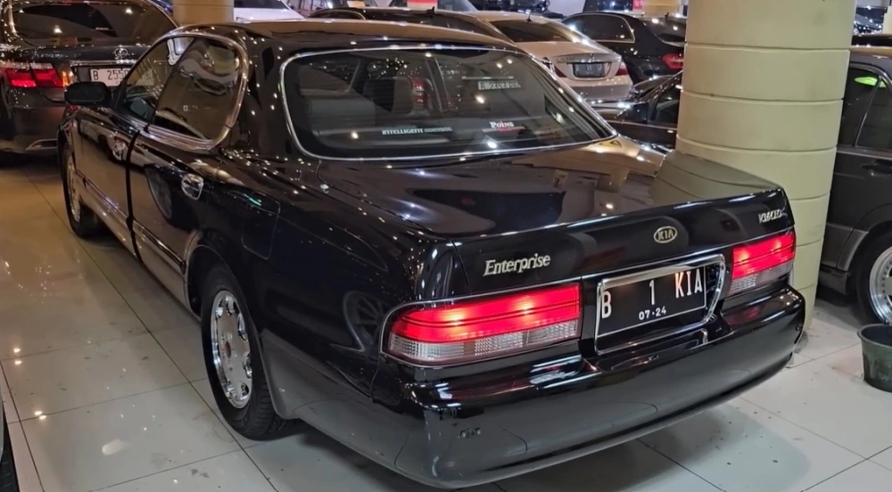 Kia Enterprise yang pernah dimiliki Gus Dur [YouTube B Channel]