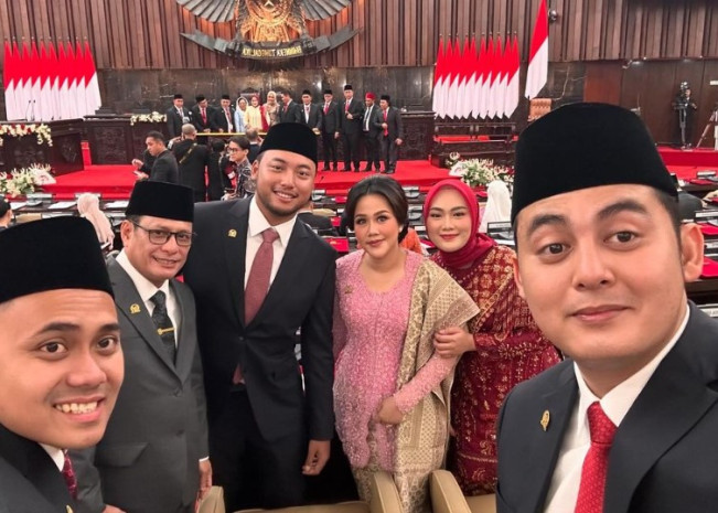 Dari Kakek hingga Nenek Politikus, Ini Silsilah Keluarga Larasati Moriska Pimpinan Sementara MPR