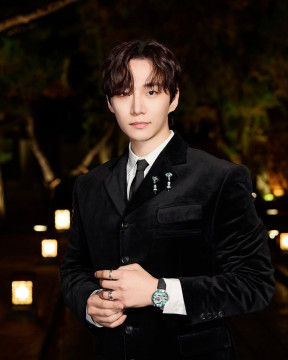 Lee Junho (Instagram)