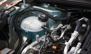 Libur Nataru Naik Mobil Listrik Empat Cairan Ini Wajib Dicek