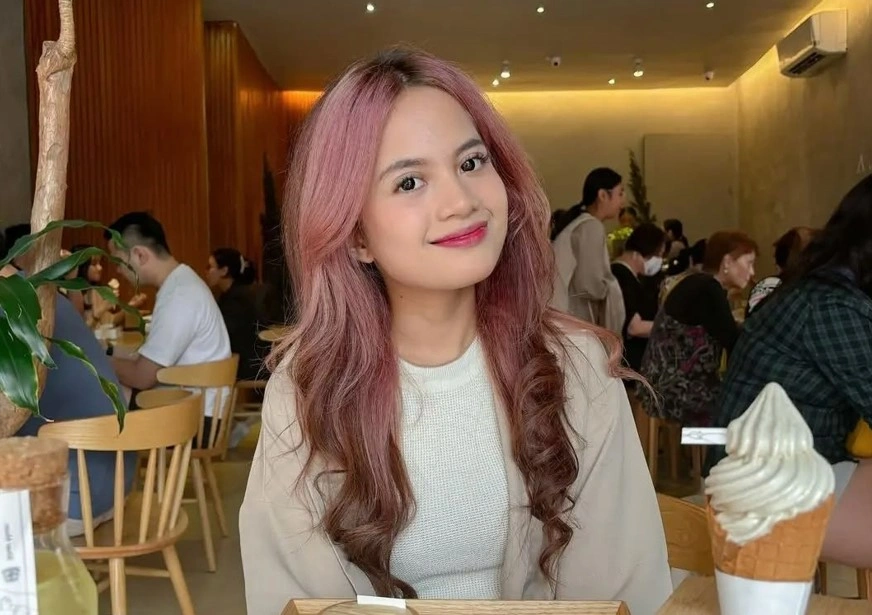 Lily Kenzie [Instagram]