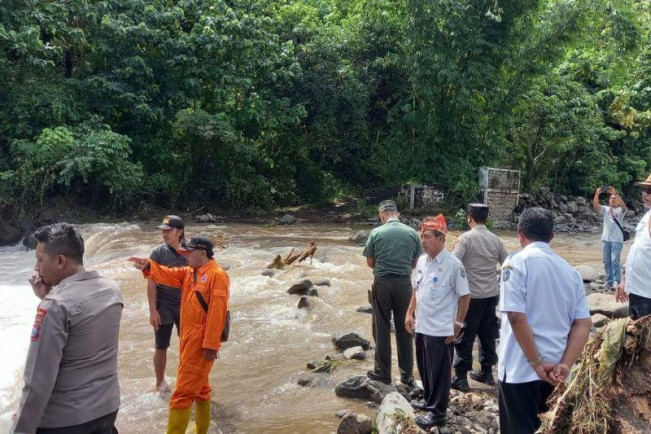 Selain Rendam Rumah Warga, Banjir Situbondo Juga Rusak Infrastruktur Pemerintah