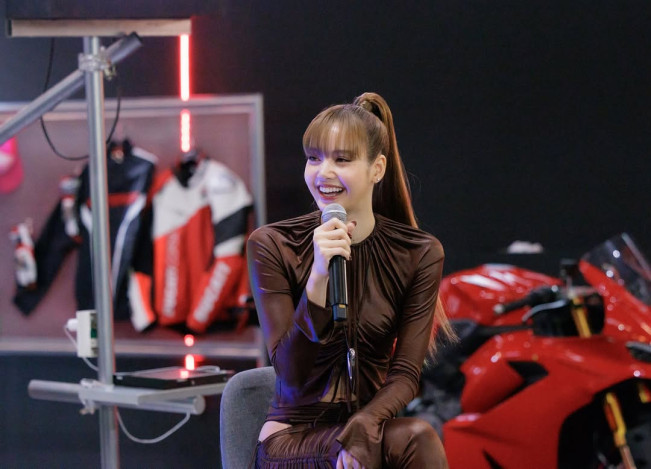 Lisa BLACKPINK. (Instagram/@wearelloud)
