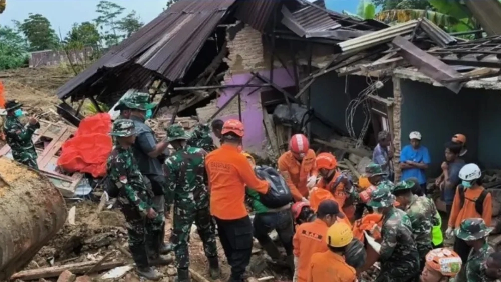 Longsor Banjarnegara Jateng: Tim SAR Temukan 5 Jenazah dan 2 Potongan Tubuh Korban