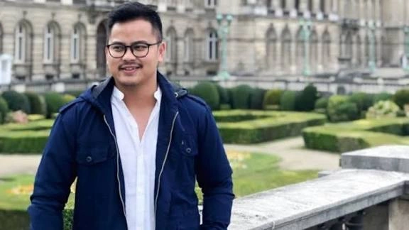 Siapa Rully Anggi Akbar? Suami Boiyen Ternyata Akademisi Bergelar Doktor UGM!