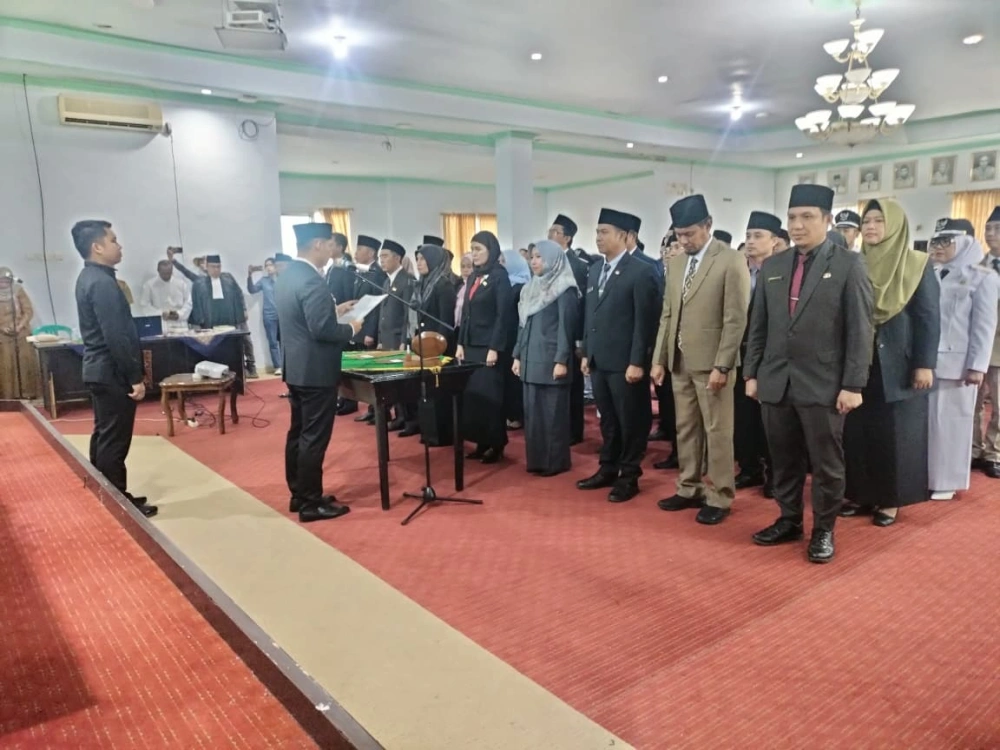 Lurah Dan Pejabat Dinas Berganti Di Rejang Lebong