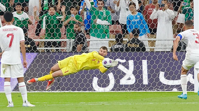 Rapor Buruk Maarten Paes Bela Timnas Indonesia sampai Dibantai Timnas Australia