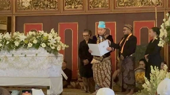 Sosok Ini Mendadak Muncul Setelah Pakubuwono XIII Wafat dan Klaim Jadi Raja Baru