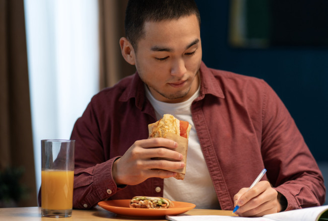 Sudah Diet Namun Berat Tak Turun, Bisa Jadi Ini Penyebabnya