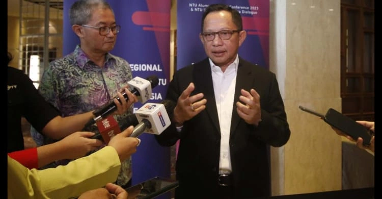 Mendagri Soroti Bantuan Malaysia Untuk Banjir Aceh