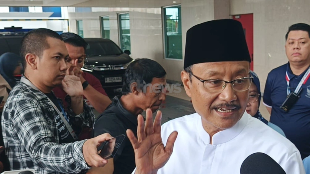 Mensos Saifullah Yusuf atau Gus Ipul ditemui di RS Yarsi, Cempaka Putih, Jakarta Pusat, Sabtu (8/11/2025). [FTNews.co.id/Selvianus Kopong Basar]