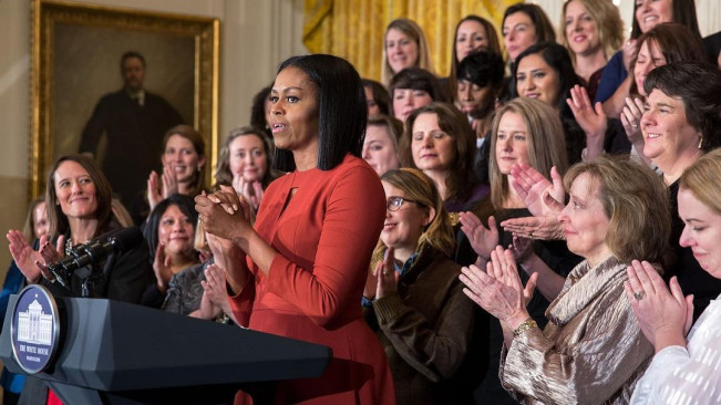 Michelle Blak-blakan Ungkap Alasan Jarang Terlihat Bersama Barack Obama