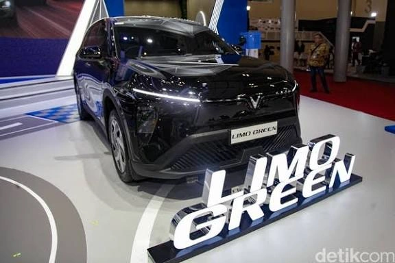 Duel Sengit MPV Listrik! VinFast Limo Green Tantang BYD M6, Siapa Juaranya di Segmen Mobil Keluarga EV?