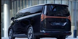 Siap Debut 21 November, Geely Galaxy V900 MPV Mewah Punya Teknologi EREV!