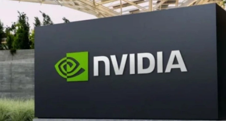 Nvidia akan Melisensikan Teknologi Pesaing Chip AI, Groq dan Merekrut CEO-nya
