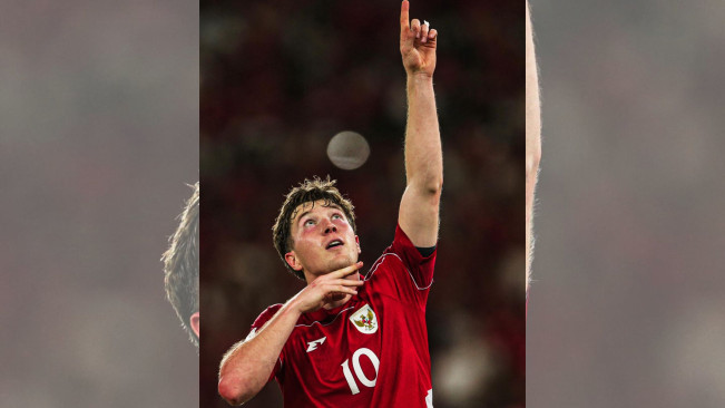 Arti Selebrasi Tangan di Dagu Ole Romeny saat Membobol Gawang Bahrain Kemarin