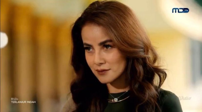 Curhat Olla Ramlan Jadi Single Mother: Sering Menangis Diam-diam