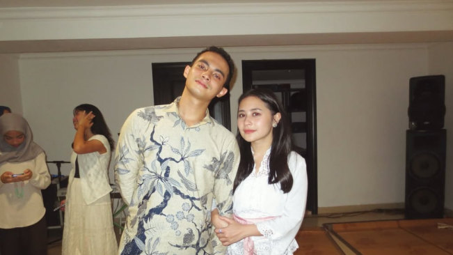 Omara Esteghlal Bucin Maksimal, Rela Pakai Baju Pink demi Prilly Latuconsina