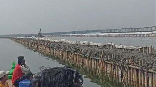 Penahanan Empat Tersangka Kasus Pagar Laut Tangerang Ditangguhkan, Ini Alasannya!