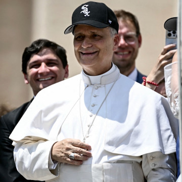Paus Leo  XIV saat audiensi umum Vatican. (x.com/whitesox)