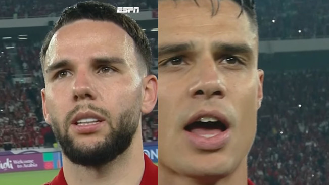Potongan video Timnas bernyanyi Indonesia Raya. (Instagram @espnnl)