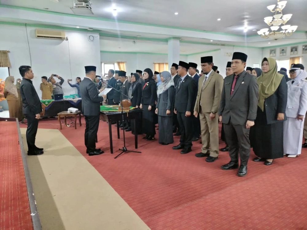 Mutasi Pejabat Rejang Lebong, Lurah hingga Sekdis Resmi Berganti