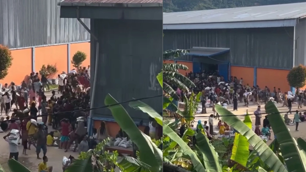 Penjarahan gudang Bulog di Sibolga. [instagram]