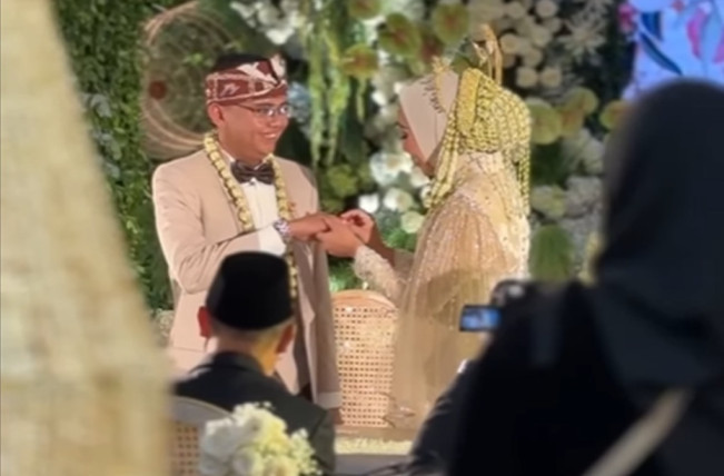 Maskawin Unik Maula Akbar untuk Putri Karlina, dari Logam Mulia hingga Sapi dan Domba