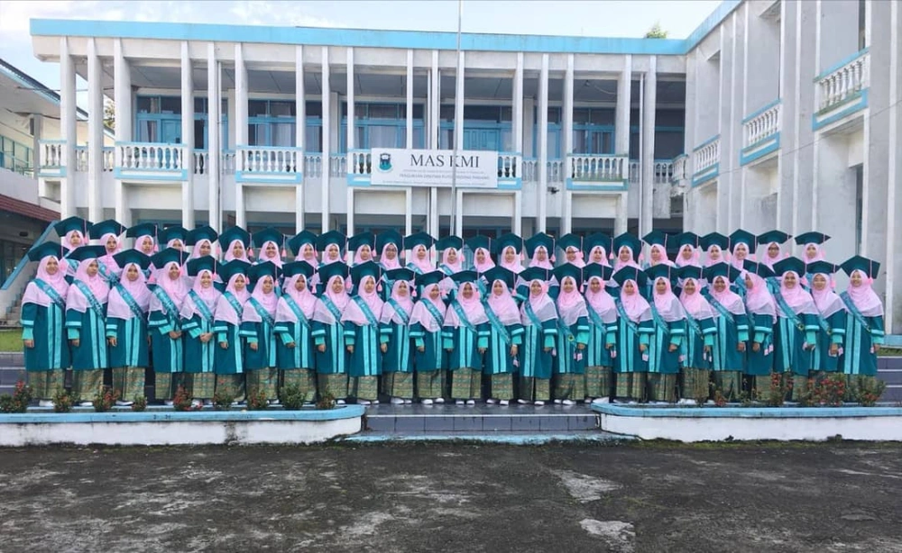 Pesantren Rahmah [instagram.com/81acevotryour]