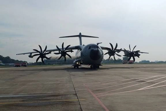 Indonesia Makin Sangar, TNI AU Terima Pesawat Angkut Berat A400M Kedua, Mampu Terbang Jauh dan Mendarat di Landasan Pendek