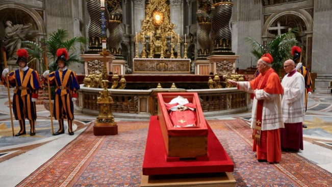 Detik-Detik Paus Fransiskus Dimakamkan di Basilika Santa Maria Maggiore