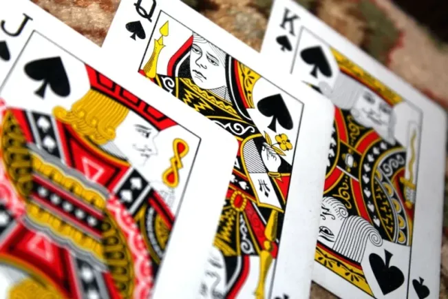 Diskusi dengan Psikiater Atasi Kecanduan Berjudi