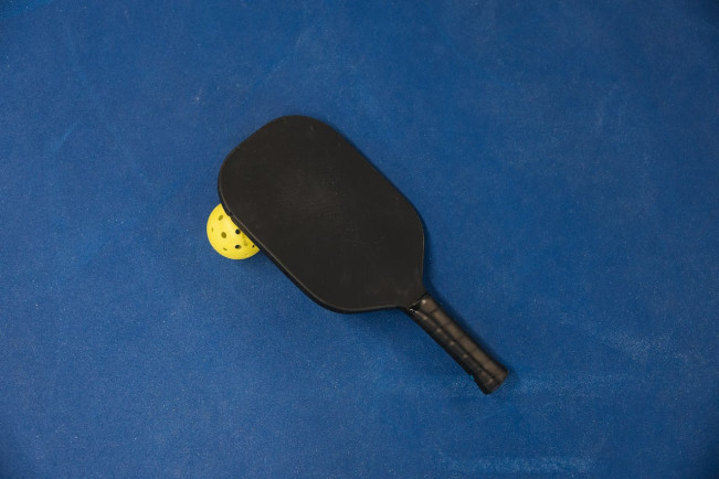 Mau Coba Pickleball? Cek Dulu Biaya Raket, Bola, dan Sewa Lapangannya