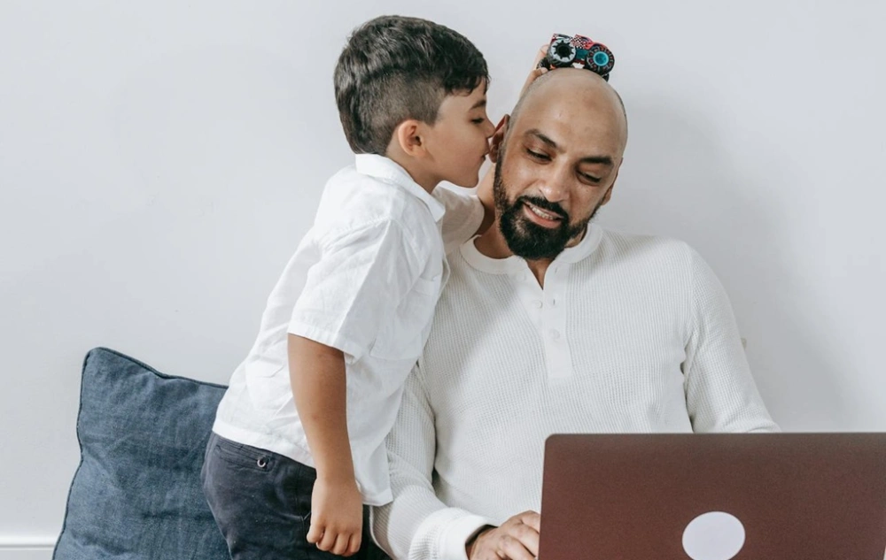 20 Ucapan Menyentuh untuk Rayakan Hari Ayah Nasional 2025, Penuh Cinta dan Doa