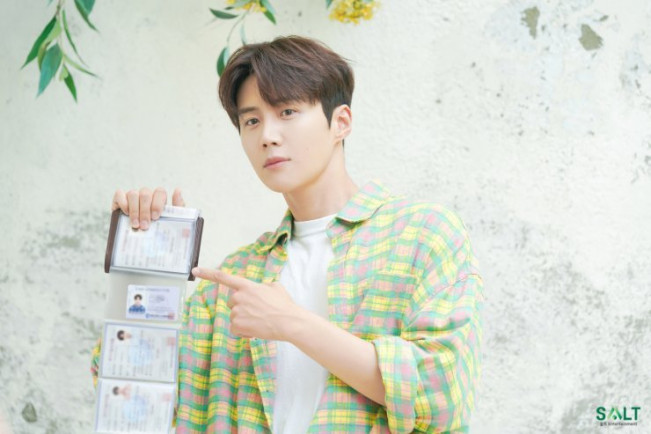 Kim Seon Ho Minta Maaf Soal Skandal dengan Mantan Pacar