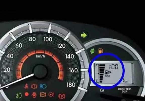 Tak Perlu Turun Mobil, Begini Cara Mengetahui Posisi Tangki Bensin