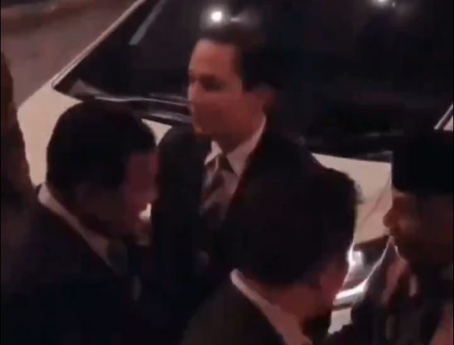 Hadang Dua Ajudan Pribadi Prabowo, Amien Rais Langsung Lakukan Ini